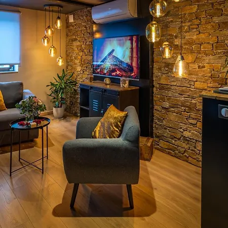 Appartement Industrie & - Romantique En Alsace - Privatif Et Garage