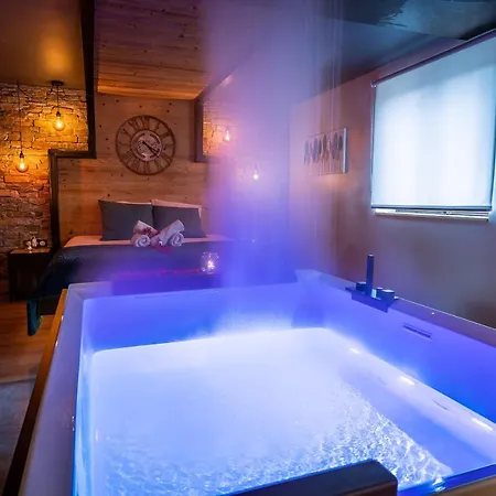 Industrie & - Romantique En Alsace - Privatif Et Garage Daire Bischoffsheim