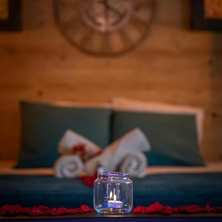 Industrie & - Romantique En Alsace - Privatif Et Garage Appartement *