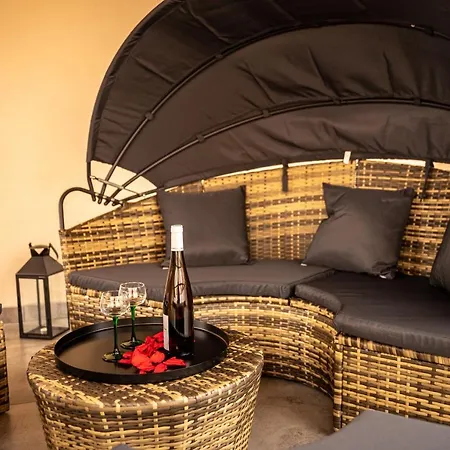 Industrie & - Romantique En Alsace - Privatif Et Garage *